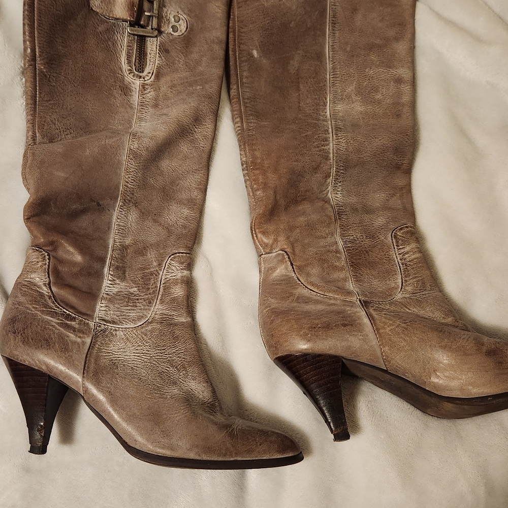Grey Leather slouchy heeled boots